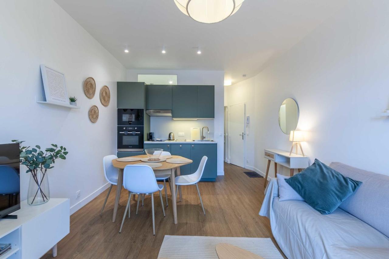 2-Bedroom Apartment With Balcony Near Hippodrome دوفييل المظهر الخارجي الصورة